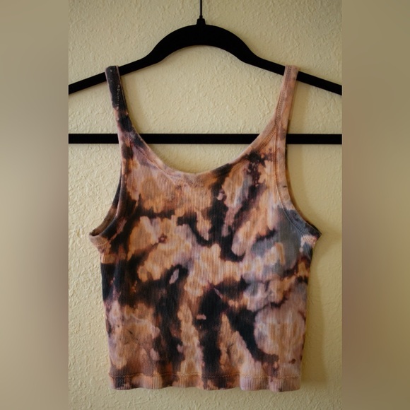 NWOT Bleach Dyed Brandy Melville Tank Top - Picture 8 of 8